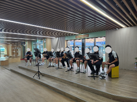 가을 맞이 등굣길 음악회